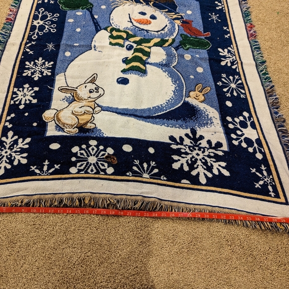Hallmark snowman/bunny throw - Picture 5 of 7